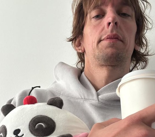 pepijn-lanen-met-knuffel